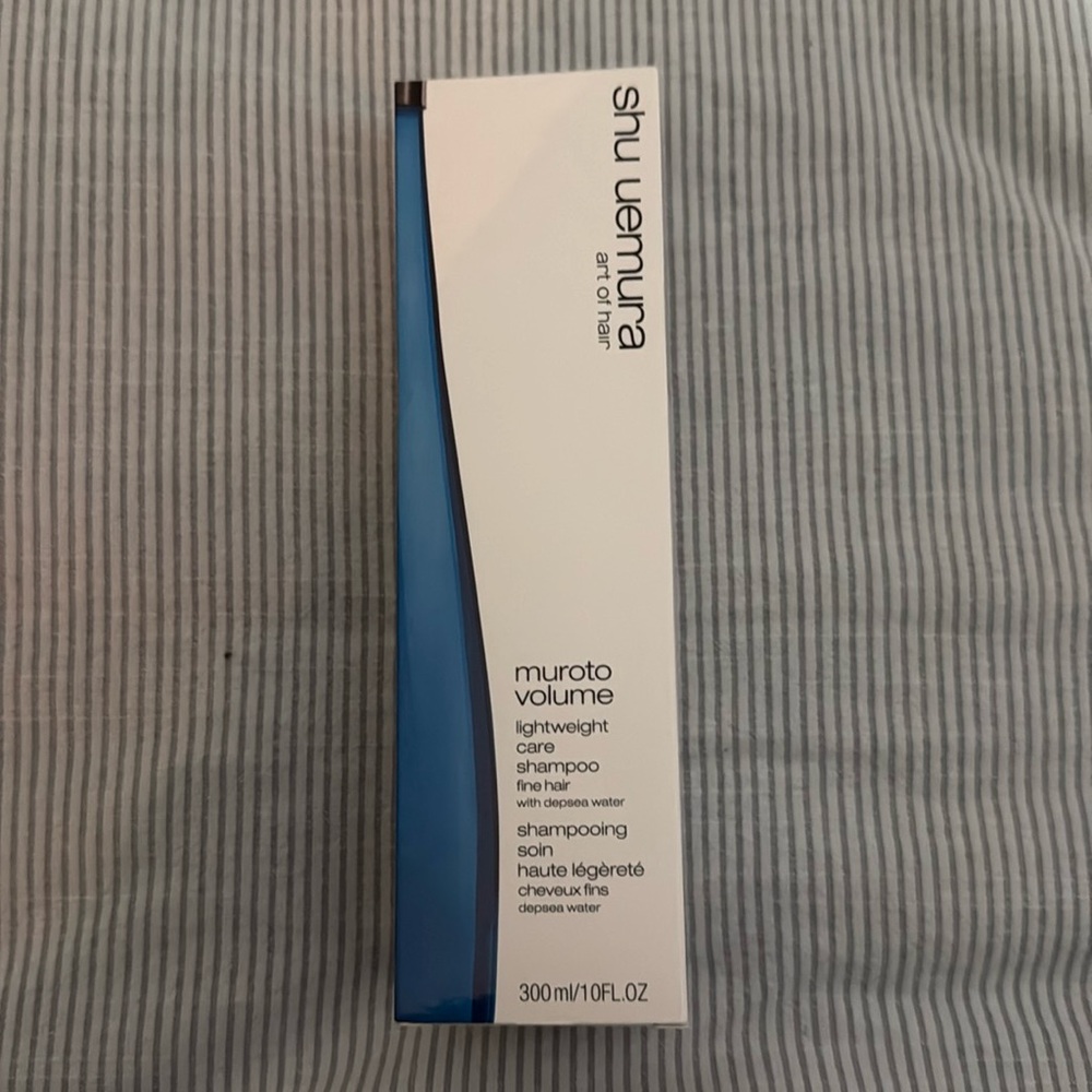Shu Uemura Muroto volume shampoo
300ml/10FL.OZ